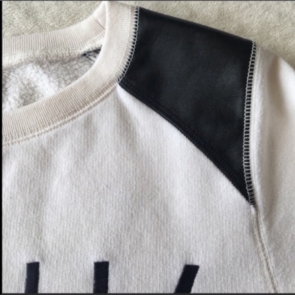 PINK Sweatshirt - Picture 5 of 5